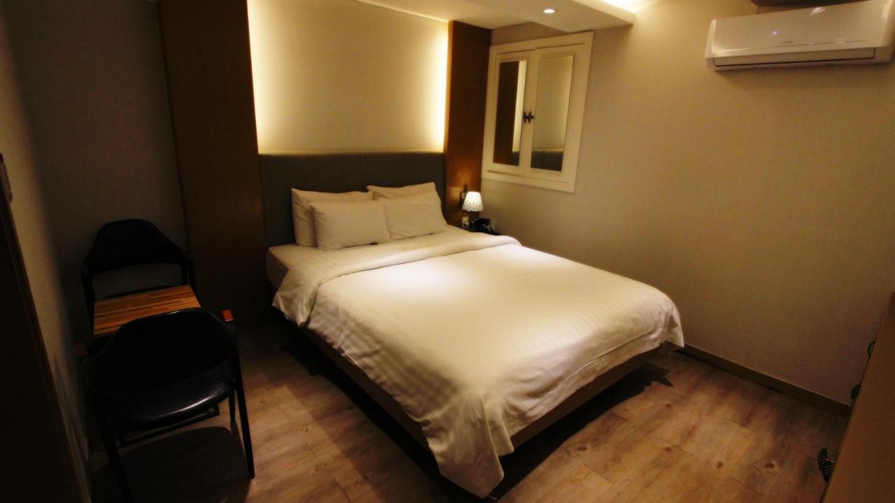 Demian Hotel Seoul Exteriör bild