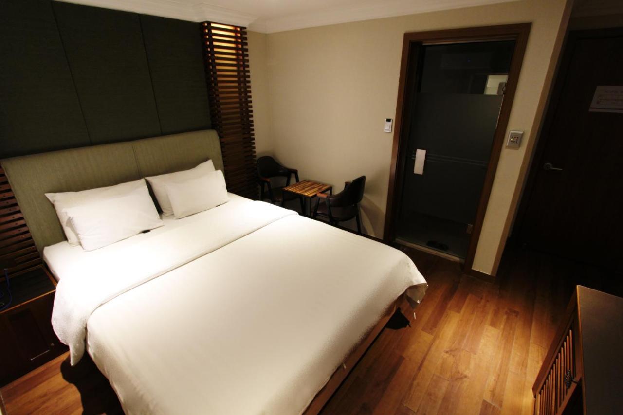Demian Hotel Seoul Exteriör bild