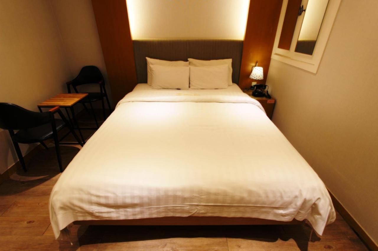 Demian Hotel Seoul Exteriör bild